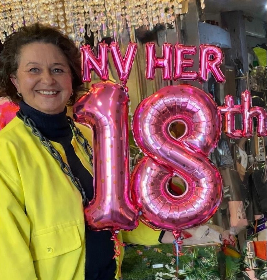 Molly Ollys, NV Her, Warwick Castle