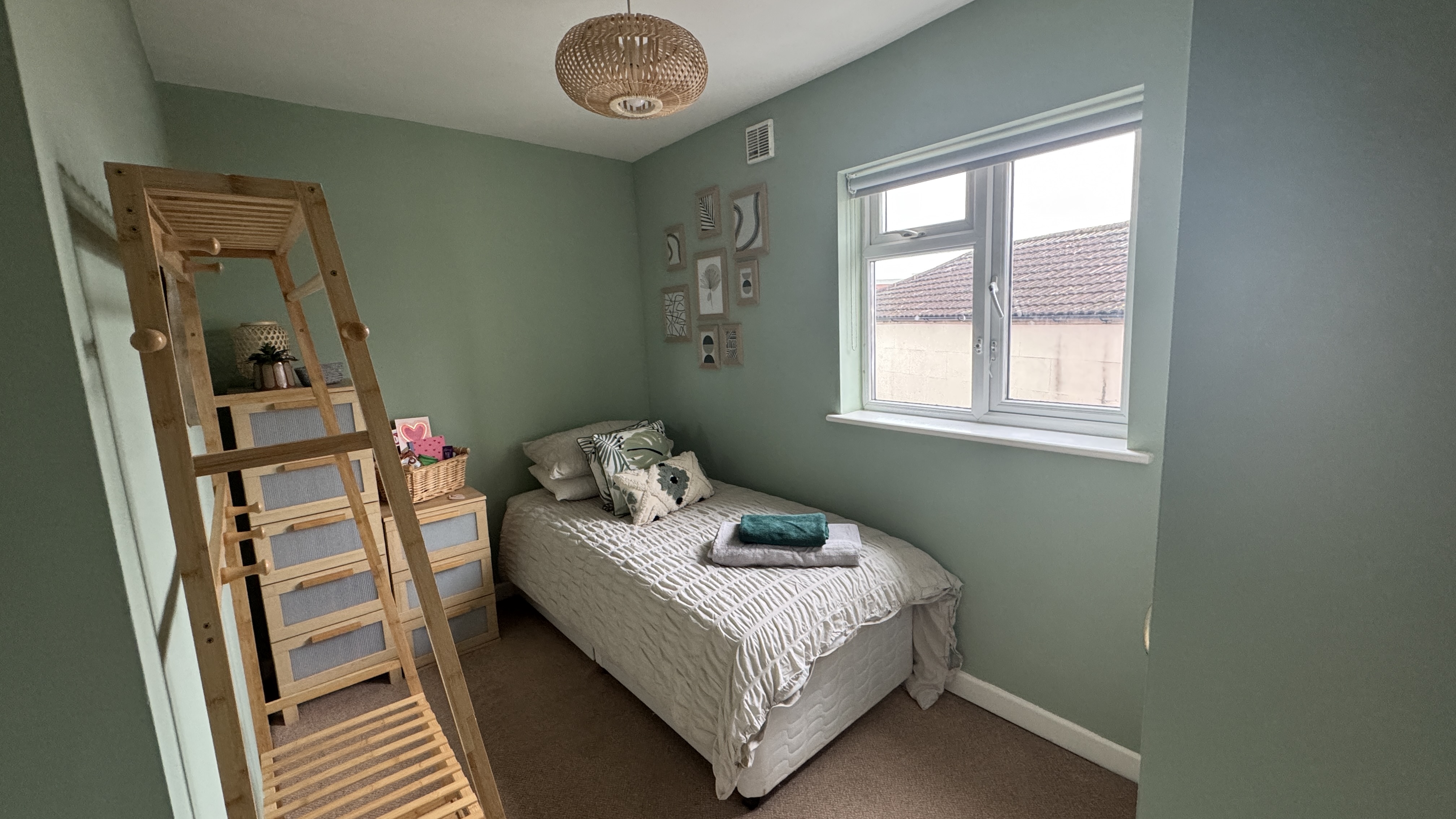 The Esther Project, Lianne Kirkman, Leamington