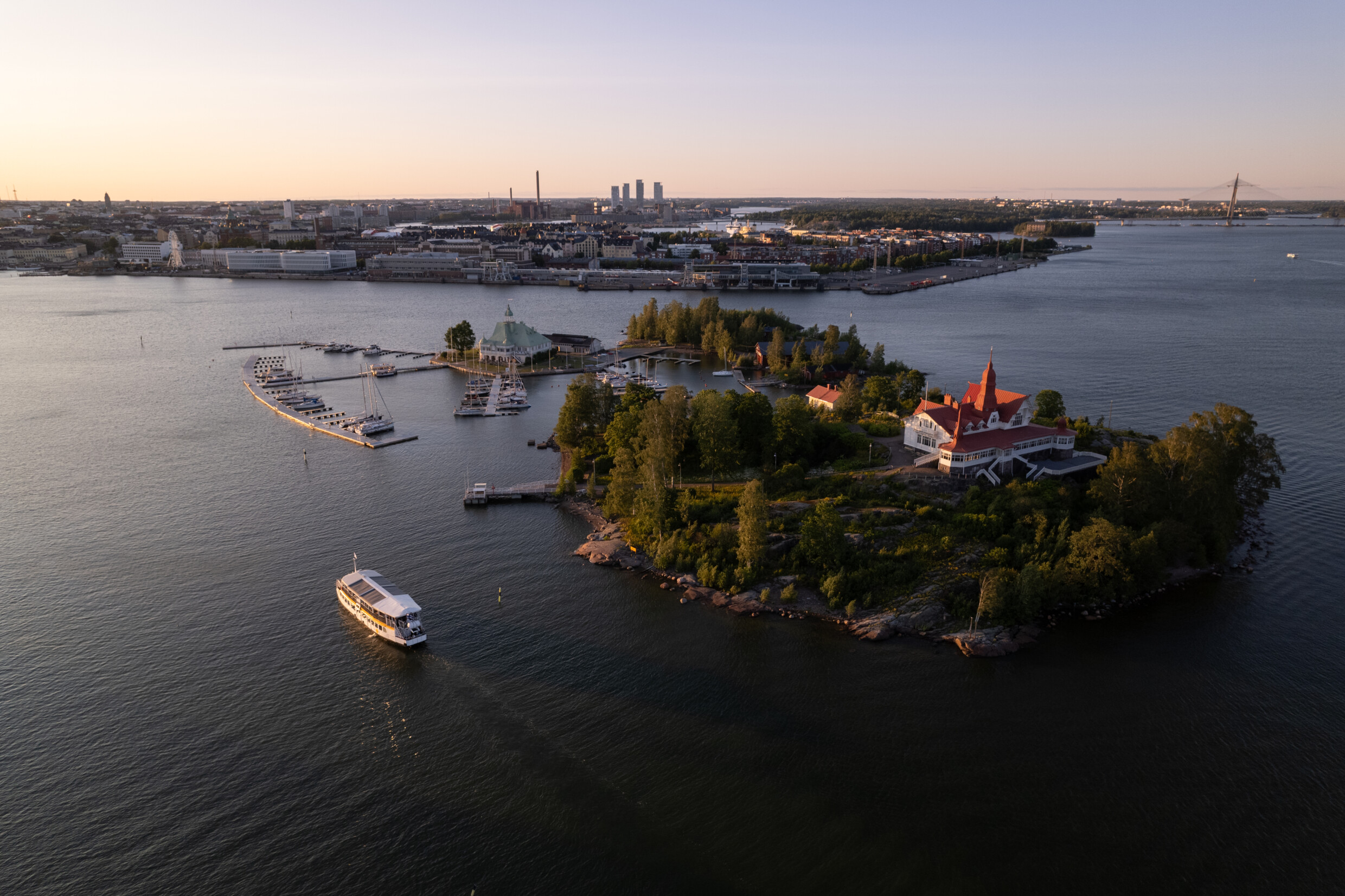 Helsinki, travel review