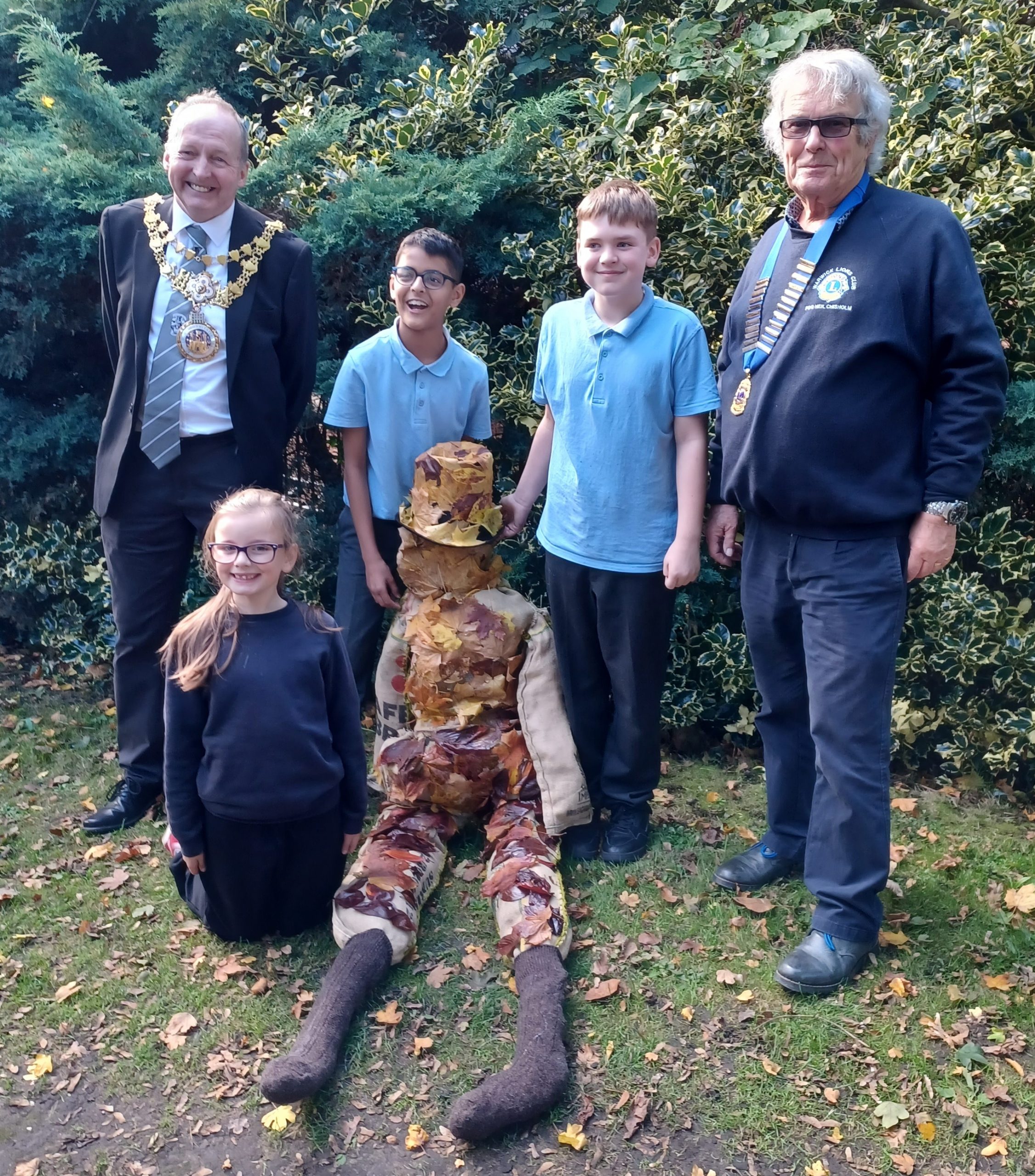 Children build Guys for Warwick Bonfire
